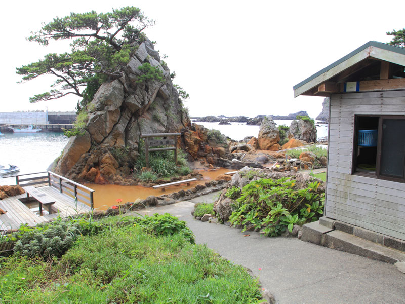 式根島旅行 ツアー フェリー 客船で行く伊豆諸島 ビッグホリデー