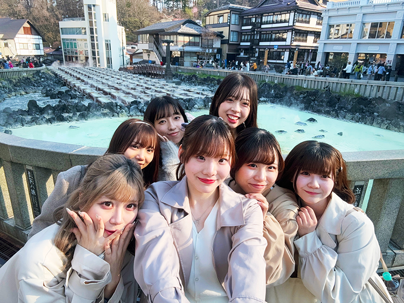 夏目坂46