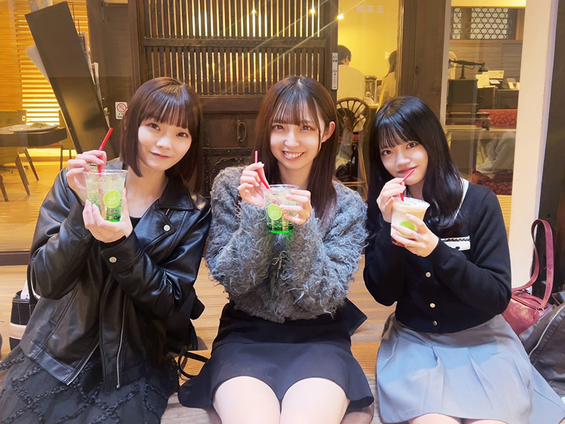 夏目坂46