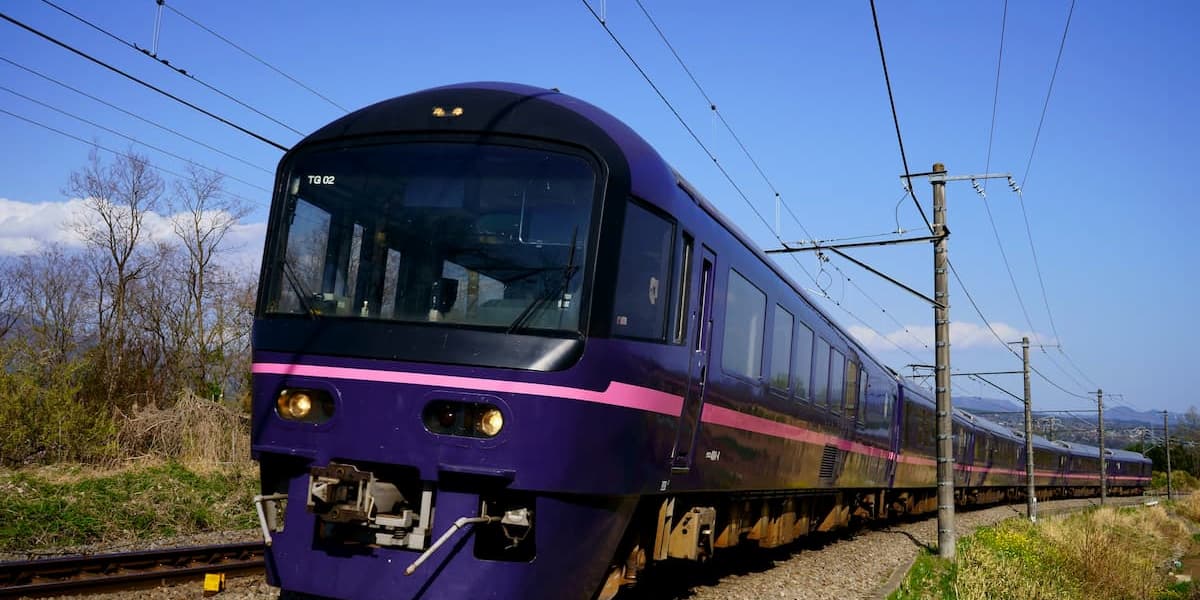 ビッグホリデーで貸切運行！485系お座敷列車「華」で行く！5つの列車で